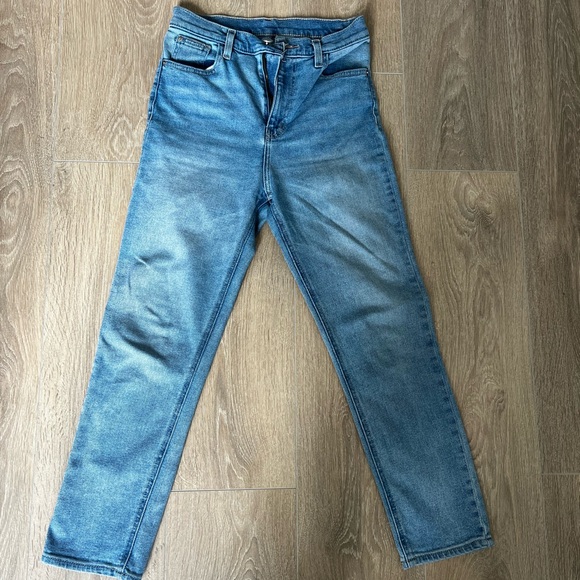 Urban Outfitters BDG Mom Jeans - Picture 2 of 3